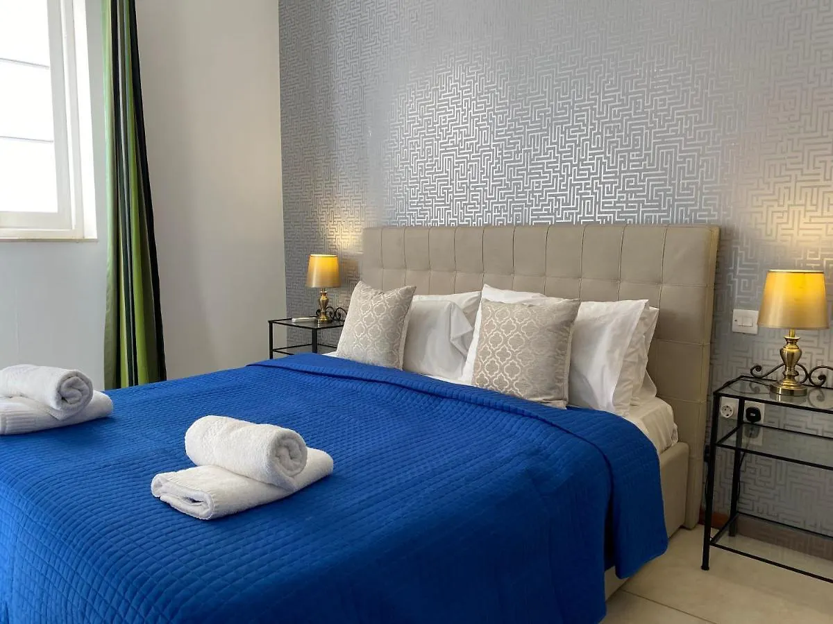 Tritoni Valletta Harbour House - The Harbour Seaviews